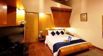 Hills & Backwaters With Abad